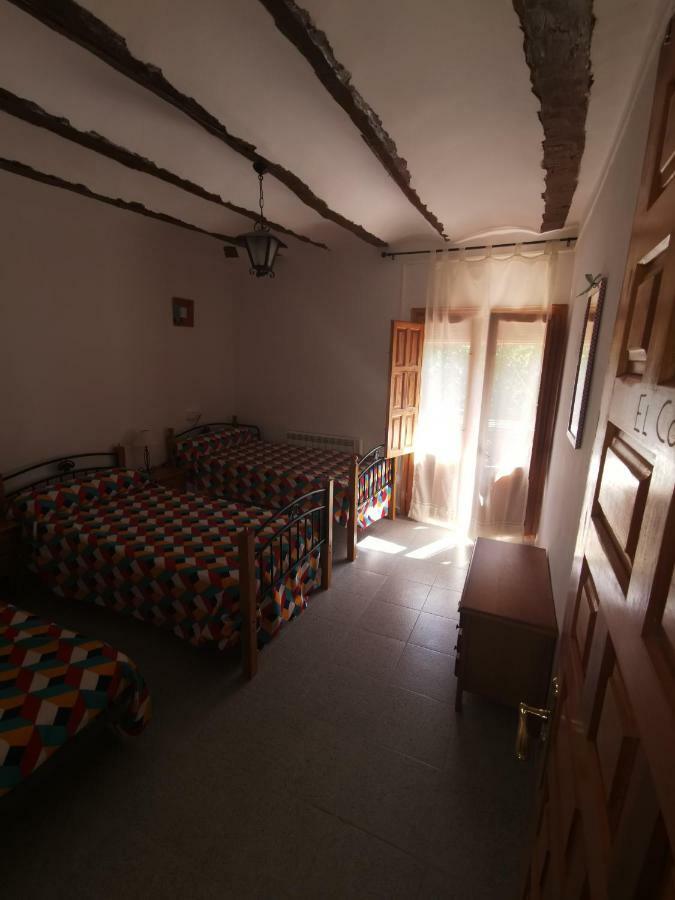Casa Rural Y Albergue Tormon Exterior foto